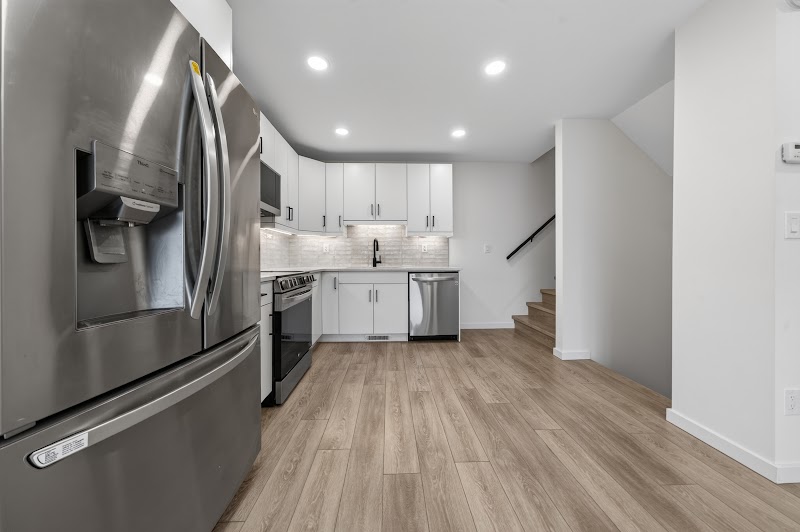 The kitchen from the living end