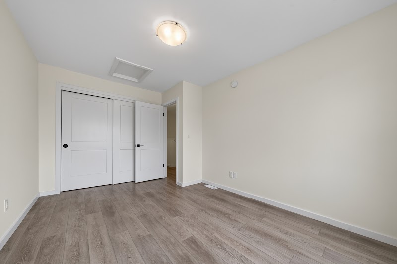 The upstairs landing room