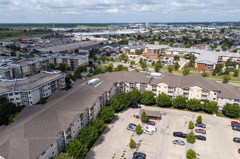 The complex from above, Linden Woods
