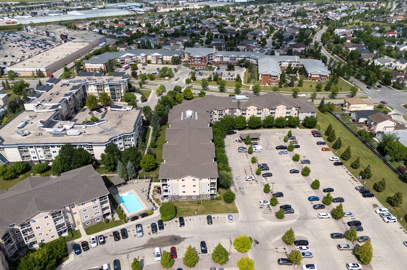 The complex from above, Linden Woods