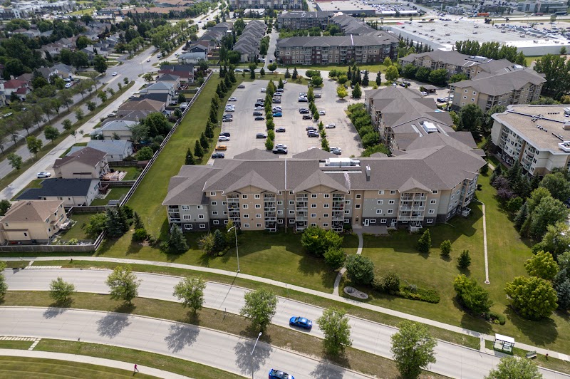 The complex from above, Linden Woods