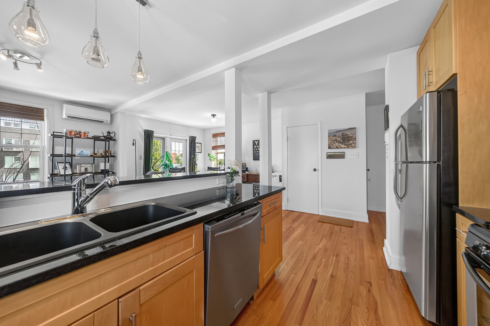 Granite counter and undermount sink