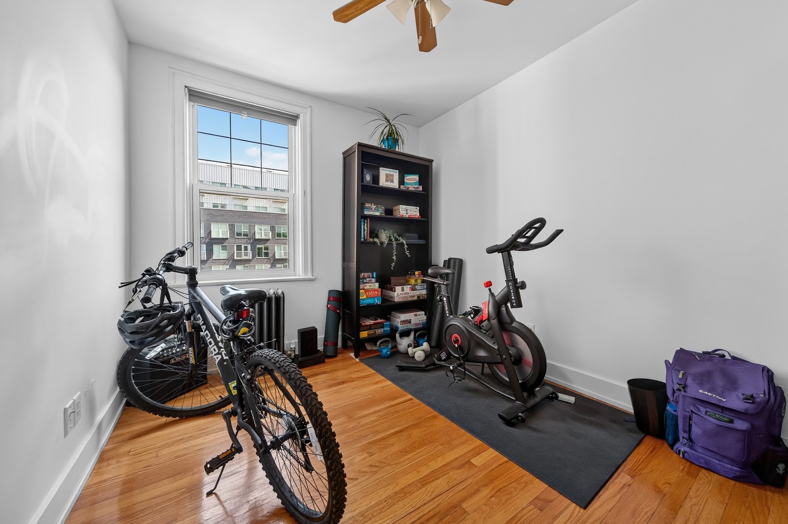Second bedroom used as a gym