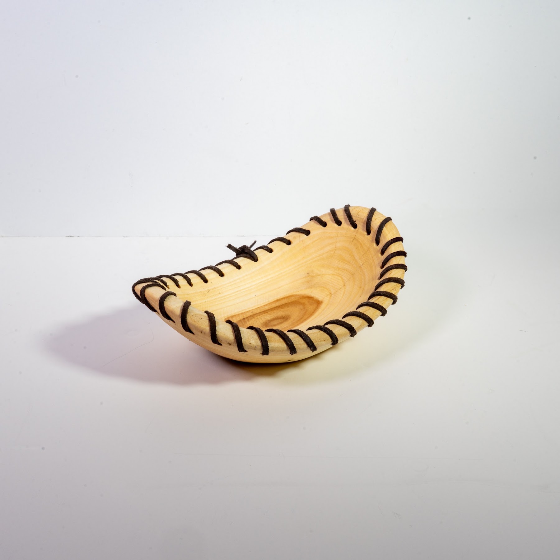Ash + Leather - Gimli - 9" view 1