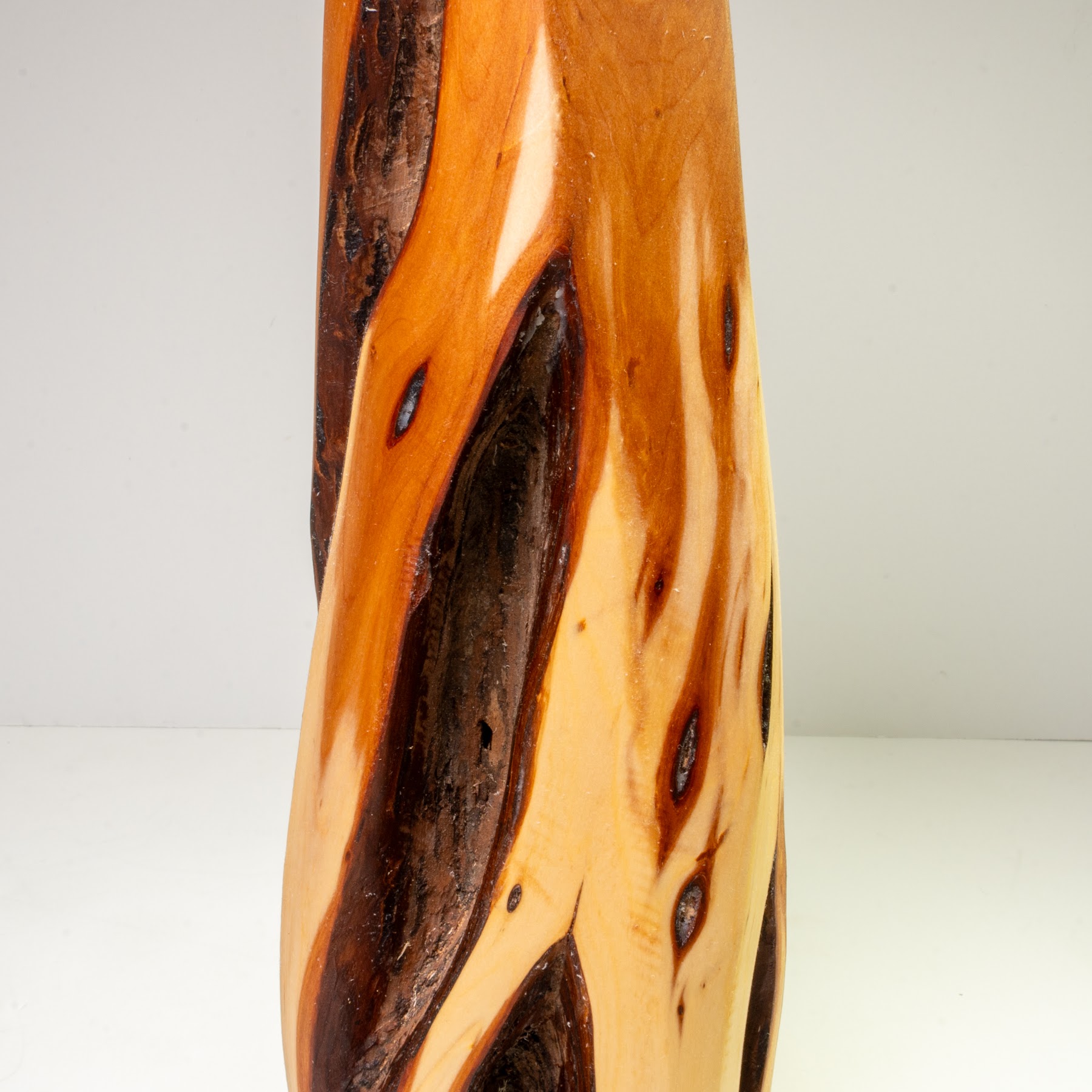 Diamond Willow Vase - 11" view 5